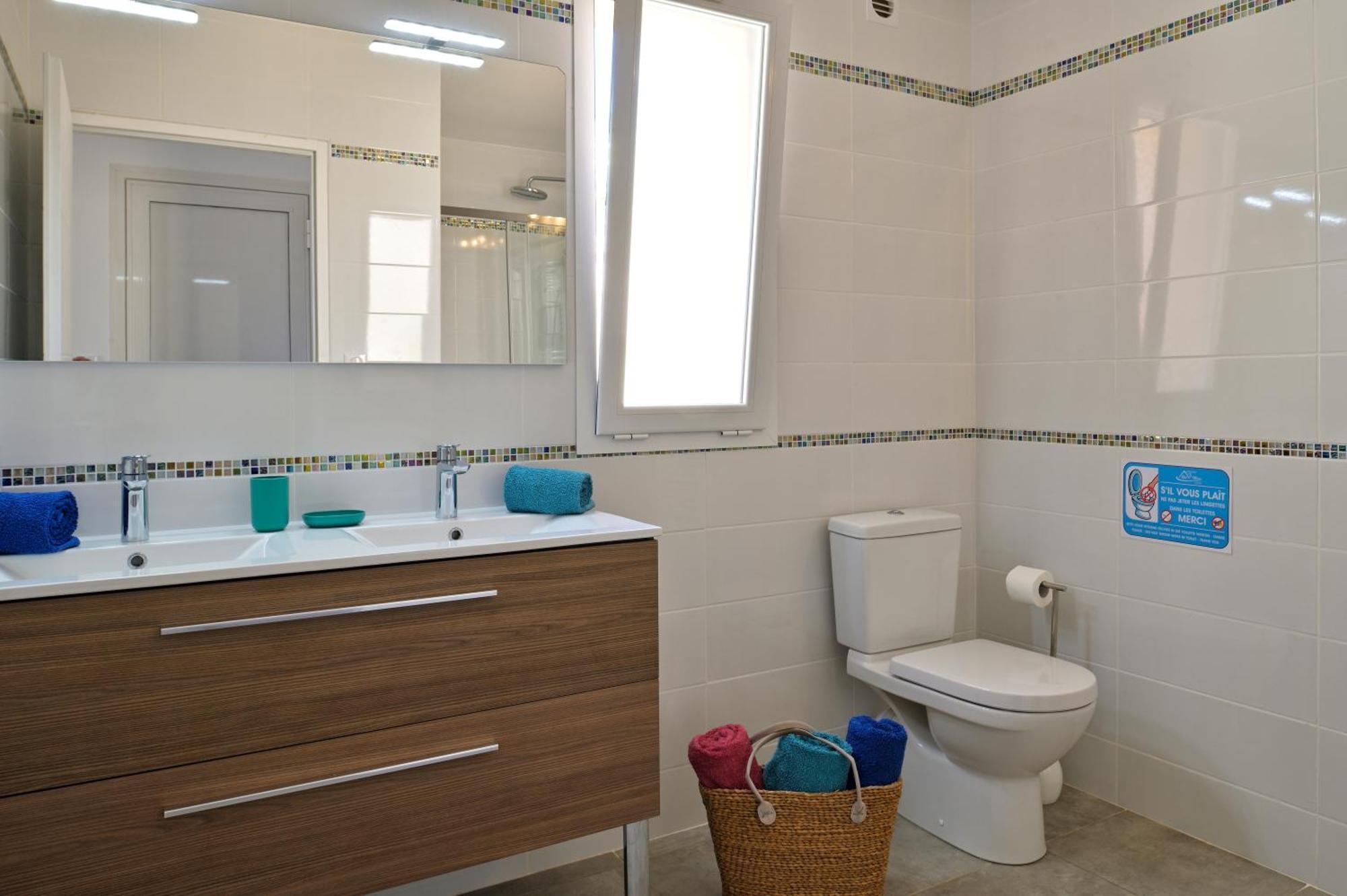Residence Roc E Mare Tiuccia Bagian luar foto