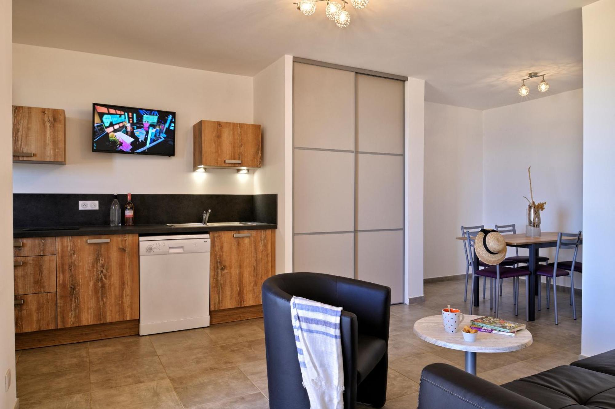 Residence Roc E Mare Tiuccia Ruang foto