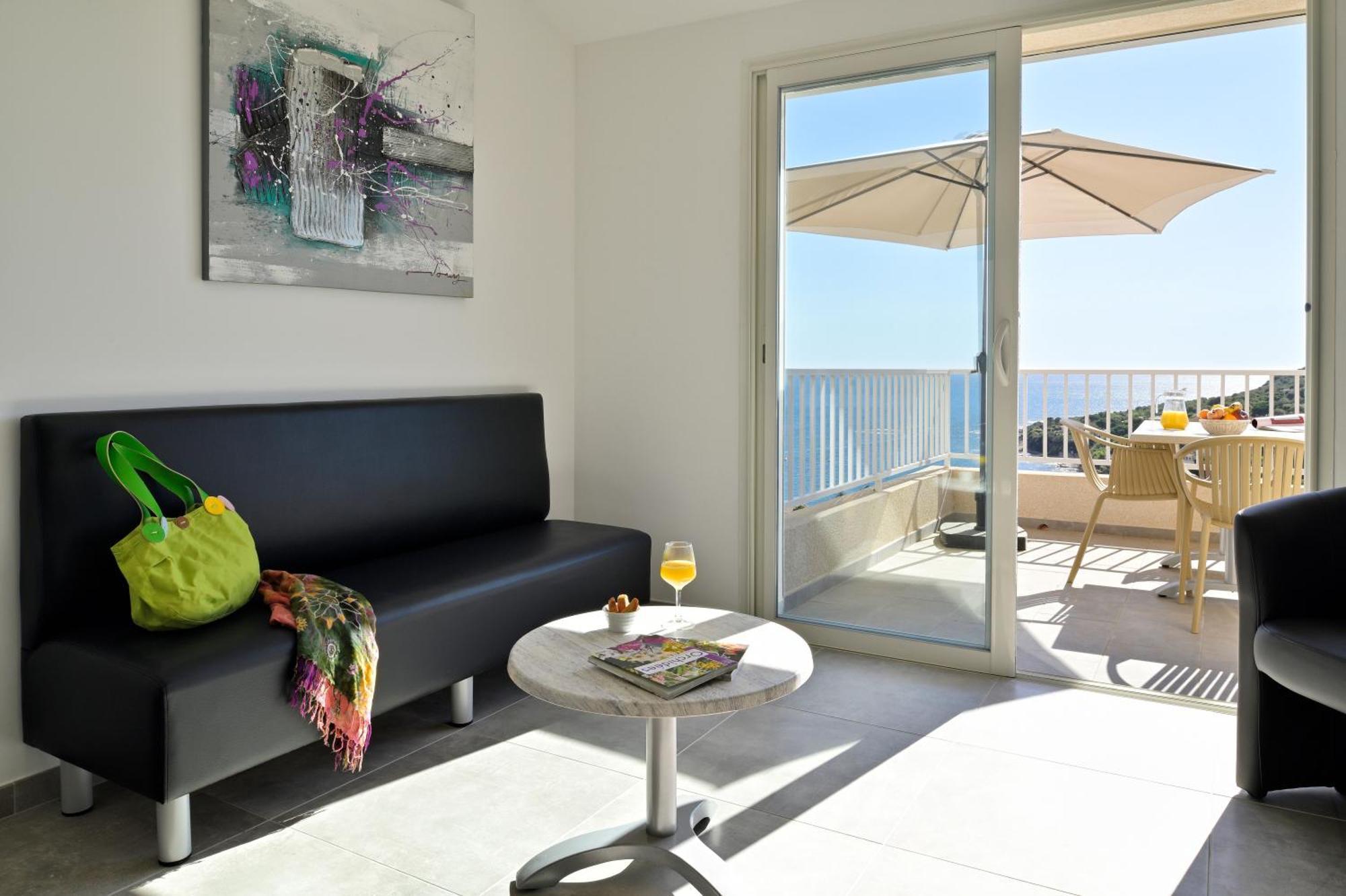 Residence Roc E Mare Tiuccia Ruang foto